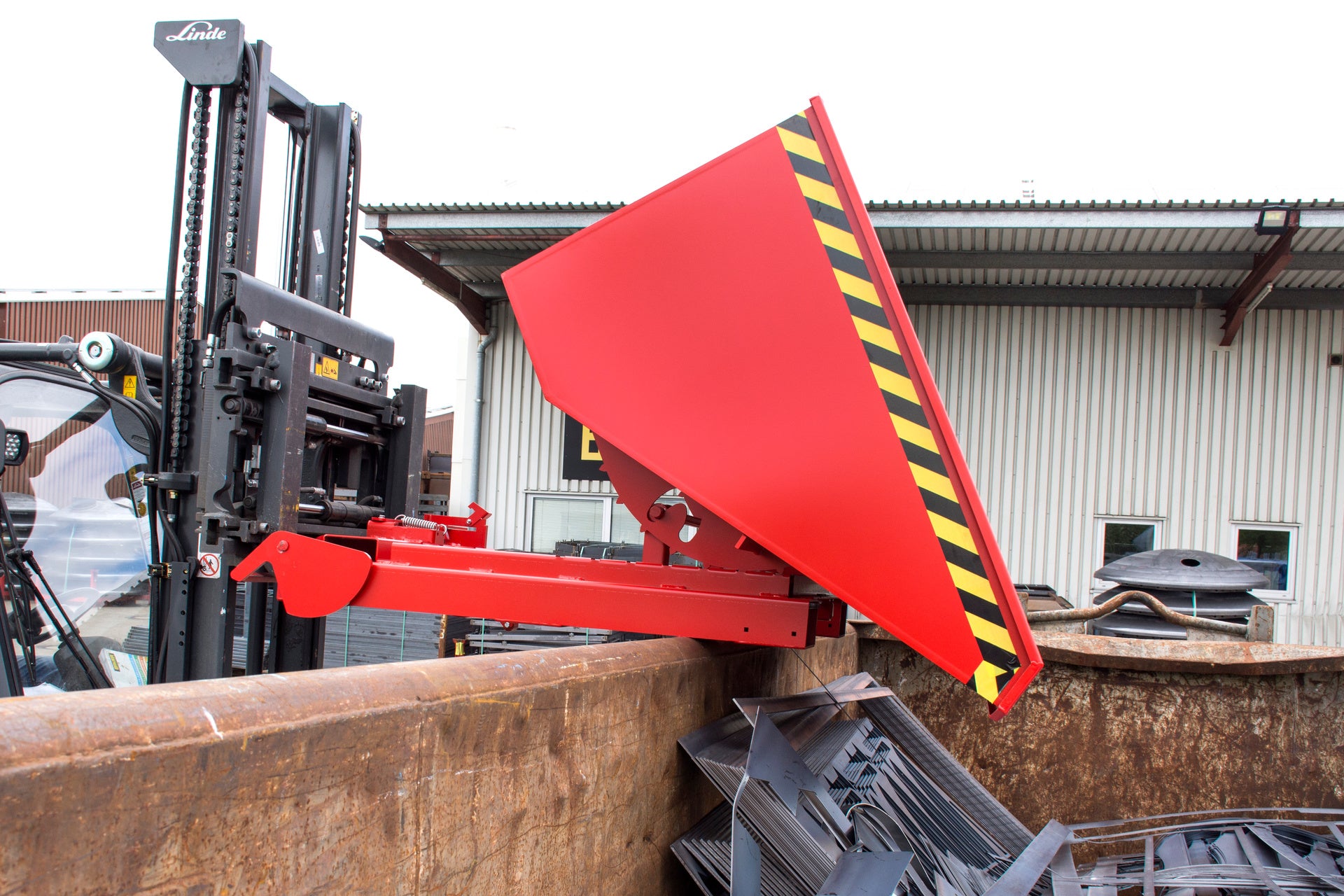 Entriegelungspunkt 2 Kippbehälter 4A