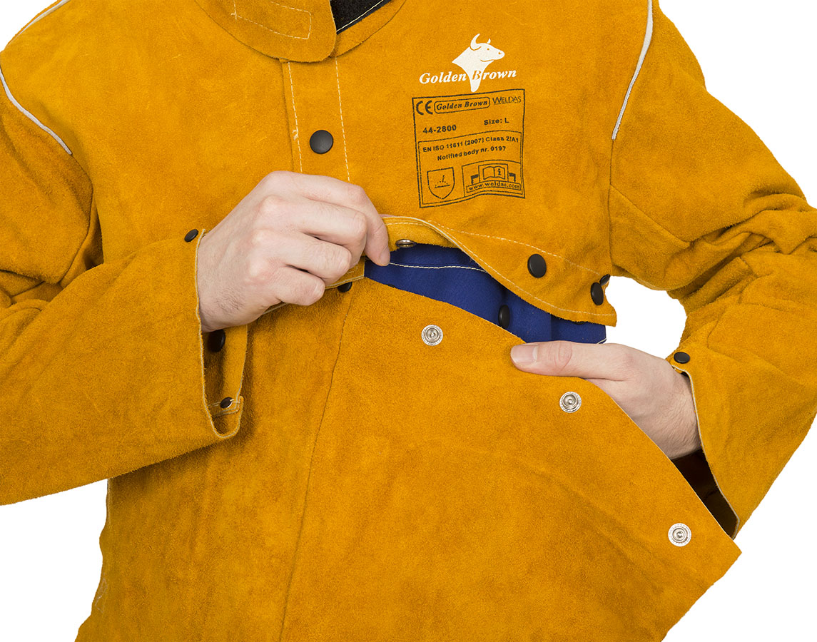 Detaiilaufnahme Schulterjacke GB - einhängen der Einhängeschürze