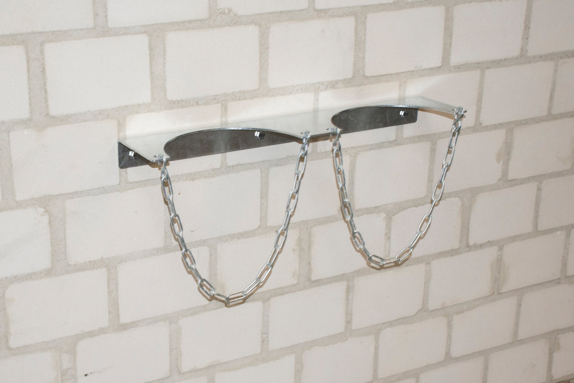 Gasflaschenwandhalterung GWH für 2-3 Gasflaschen, Ø 230 mm