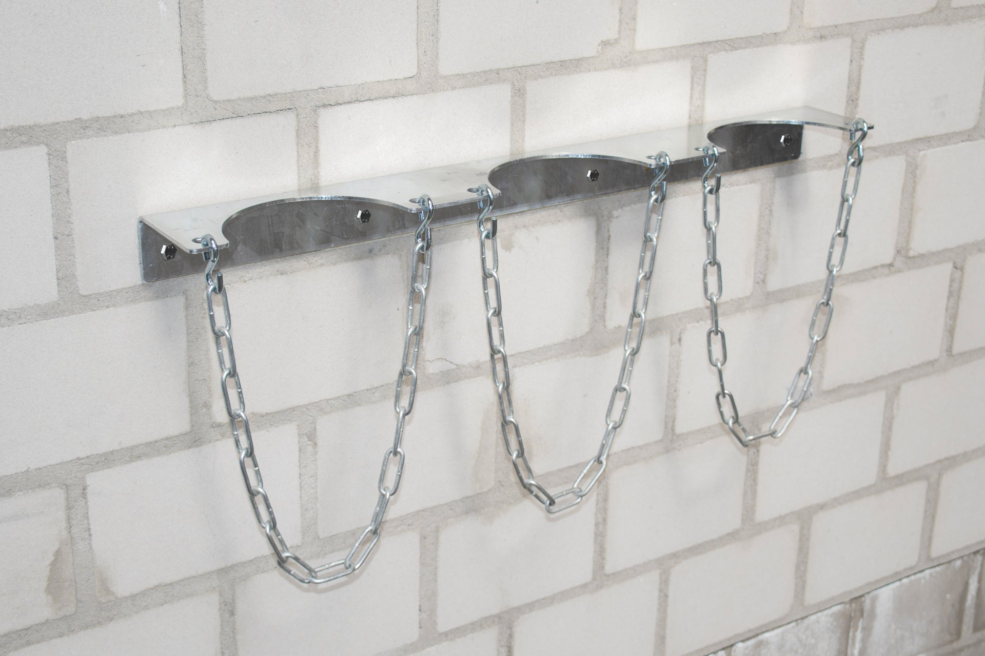Gasflaschenwandhalterung GWH für 2-3 Gasflaschen, Ø 140 mm